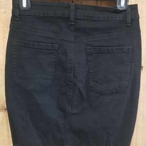 Shein Black Mini Skirt Distressed Size Medium - Picture 3 of 4